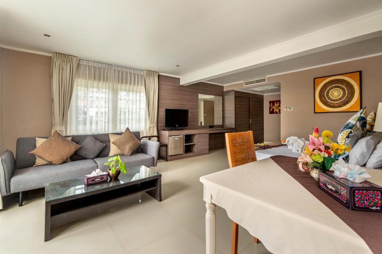 Villa Atchara Patong Luaran gambar