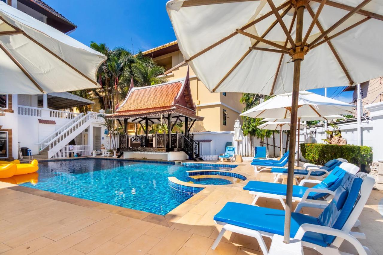 Villa Atchara Patong Luaran gambar